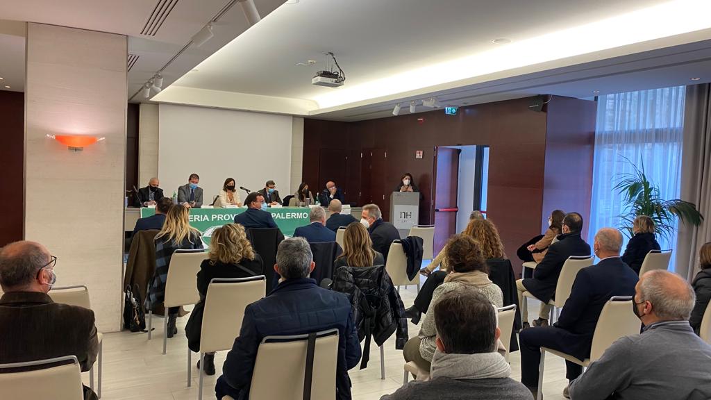 On.Carolina Varchi Convegno COISP Levoluzione dei crimini dodio attraverso luso dei Social Network