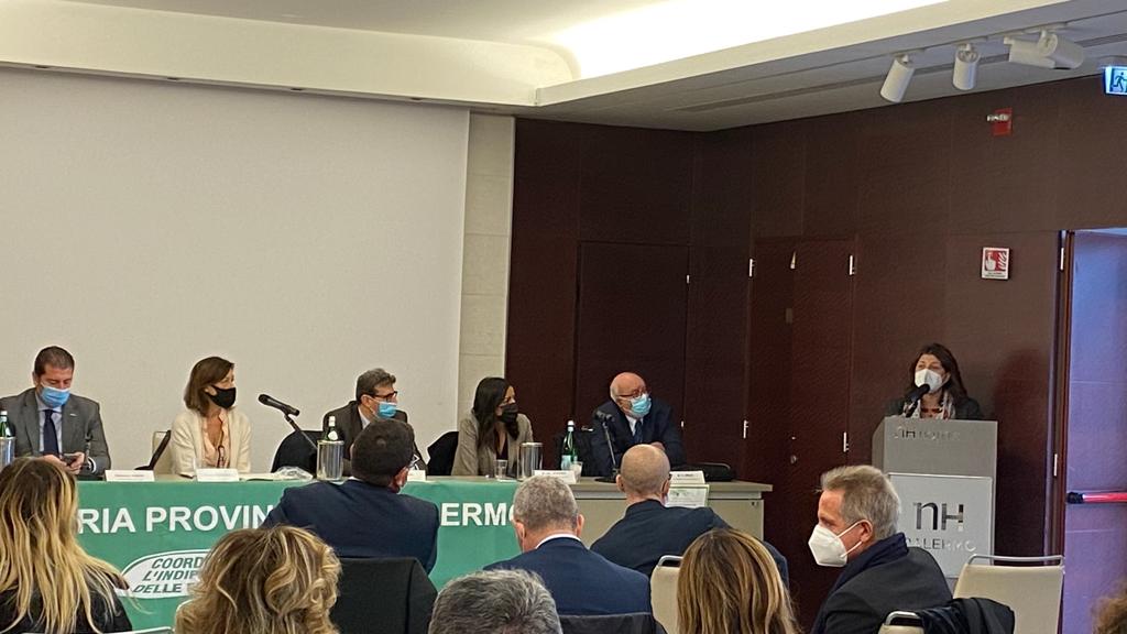 On.Carolina Varchi Convegno COISP Levoluzione dei crimini dodio attraverso luso dei Social Network